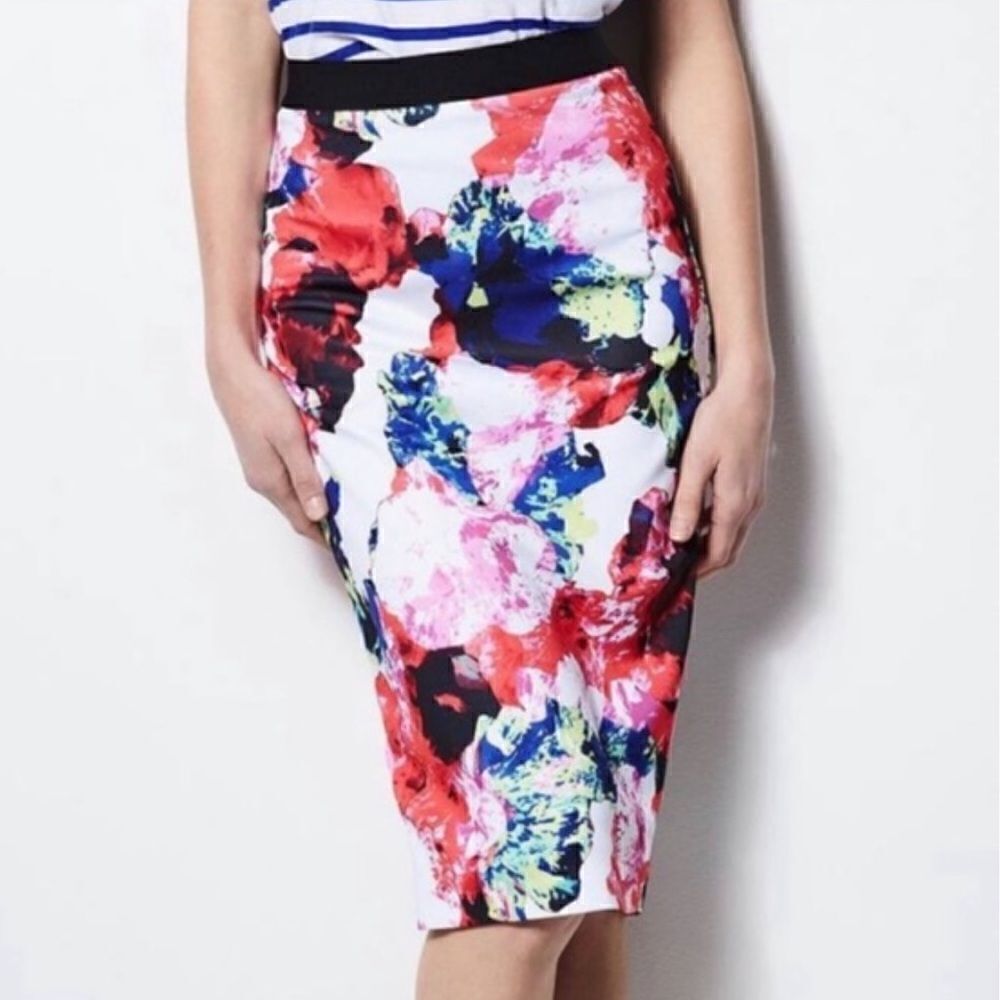 MILLY Floral Pencil Skirt MEDIUM